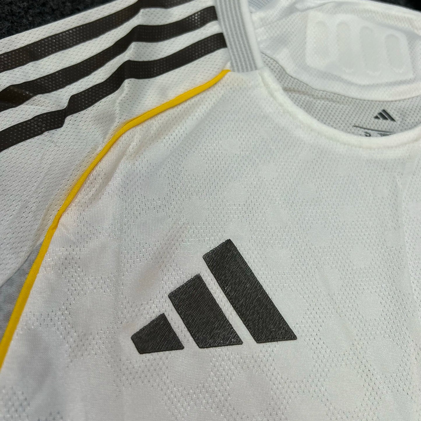 REAL HOME AUTHENTIC ORIGINALS 2025/26 OFFICIAL